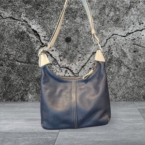 Coach Navy Blue and White Vintage Leather Legacy Hobo Bag EUC Vintage Condition